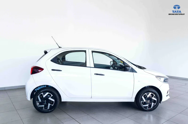 Vehicle Image for 7/26for Tata Tiago 1.2 XM MT