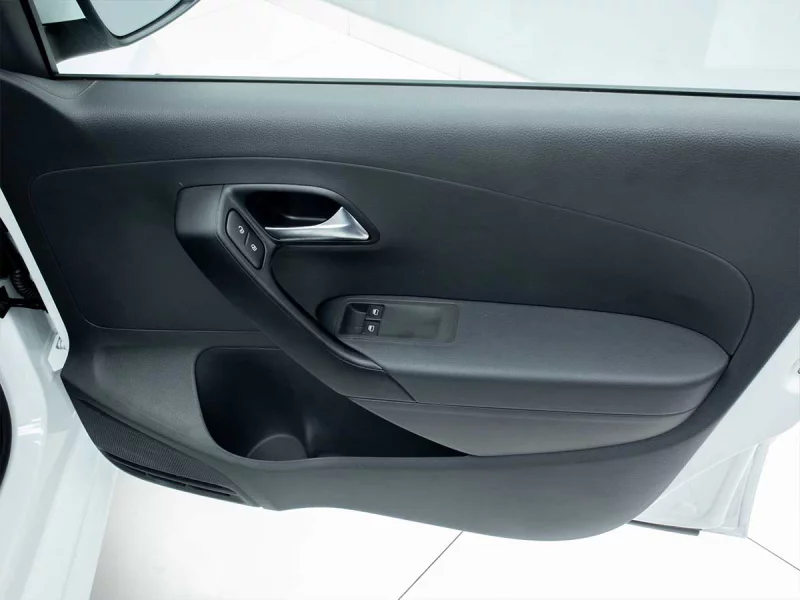 Vehicle Image for 42/46for Volkswagen Polo Vivo Hatch 1.4 Life 63kW Life