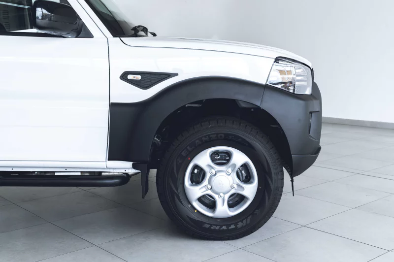 Vehicle Image for 8/23for Mahindra Pik-up Pik Up 2.2 mHawk SC 4x2 S4
