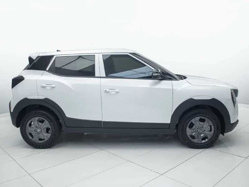 Vehicle Image for 4/22for Mahindra XUV3X0 1.2 MX2 AT