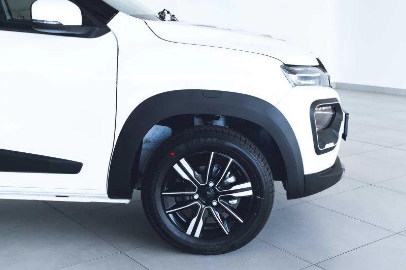 Vehicle Image for 8/24for Renault Kwid 1.0l Climber 5-Dr abs
