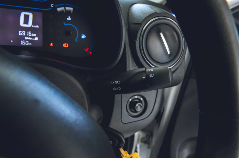 Vehicle Image for 21/27for Renault Kwid 1.0l Zen 5-Dr abs