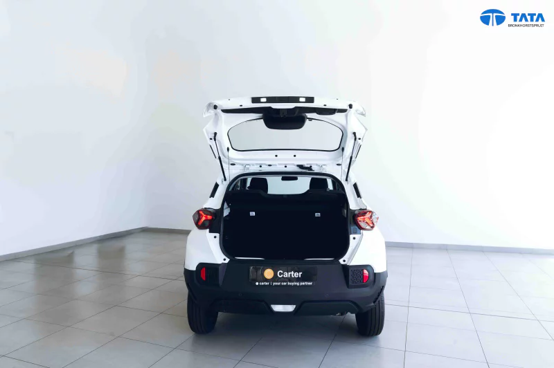 Vehicle Image for 14/26for Tata Punch 1.2 Adventure+ S MT