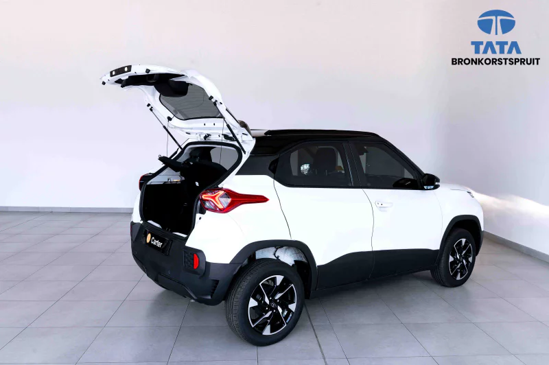 Vehicle Image for 6/21for Tata Punch 1.2 Creative+ AMT