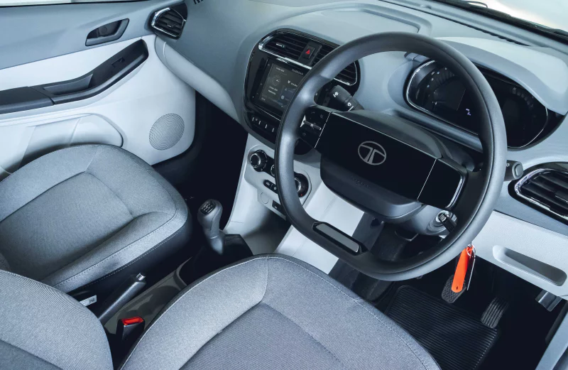 Vehicle Image for 25/25for Tata Tiago 1.2 XT MT