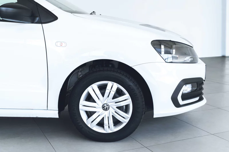 Vehicle Image for 14/27for Volkswagen Polo Vivo Hatch 1.4 Life 63kW Life